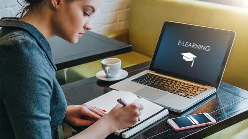 چالش‌های تحصیل آنلاین و راه‌حل‌های مؤثر برای موفقیت